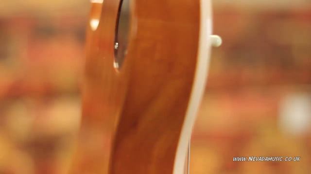 Close up with the new 2013 Gibson Les Paul смотреть онлайн