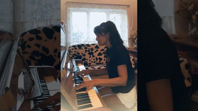 Песня группы «Пикник» «Там, на самом на краю земли…» смотреть онлайн