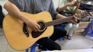Yamaha FG820