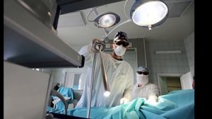 Онколог объяснил возможную причину горечи во рту.