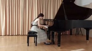 Н. Мясковский «Воспоминание» исполняет Акопова Анна