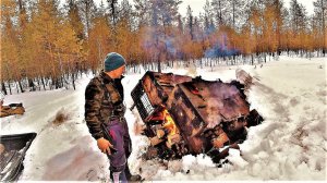 ГУЛАГ! НОВОЕ! НАШЕЛ ТРАКТОР! ТДТ-55 ВСЕ БРОШЕНО! БАЛАНСИРЫ, КАТКИ, ТОННЫ БРОШЕННОГО МЕТАЛЛА В ТАЙГЕ