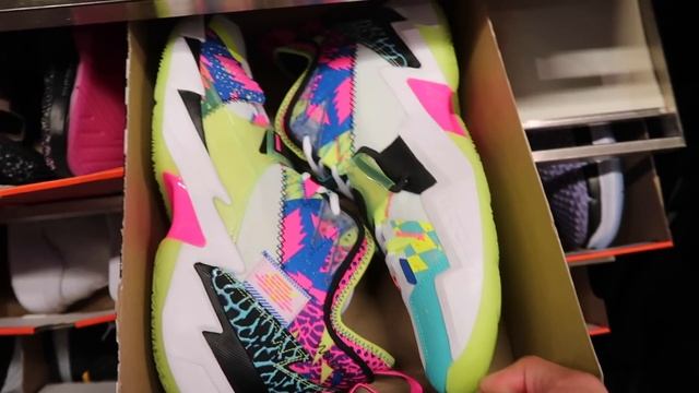 NIKE OUTLET WAS LOADED WITH JORDAN 1 LOW (GS)! смотреть онлайн