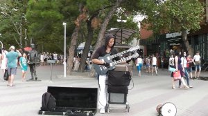 ДВУХГРИФОВАЯ ГИТАРА ► Лучший Уличный Гитарист