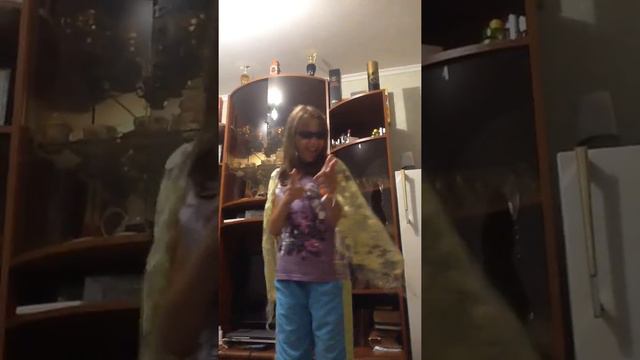 Sasha gimg поет песню улыбайся смотреть онлайн