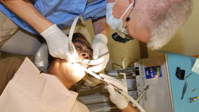 cabinet Dentist Brasov смотреть онлайн