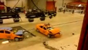 Volvo S80 crash test