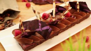 Рецепт шоколадного торта брауни с малиновым кремом ганаш