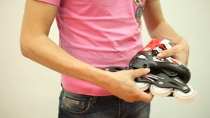 Замена ледового лезвия на роликовое шасси