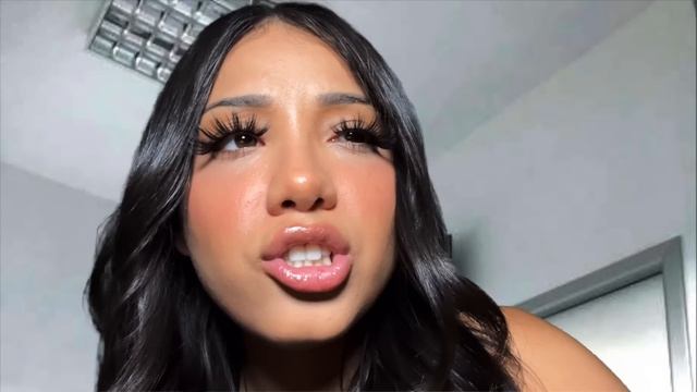 ASMR| Weird Nurse Eats Your Face ??⚕️?(mouth sounds, scab eating, personal attention) Roleplay смотреть онлайн