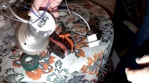 Полная сборка потолочной на три рожка люстры с плафонами. Особенности подвески. Guru from the USSR.