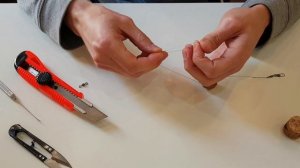 Самоделка для маркерного поплавка (поводок со 2-ым поплавком из пробки для измерения глубины в илу)