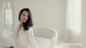 Mon Guerlain Bloom of Rose TV Spot Perfume pubblicitario 07''