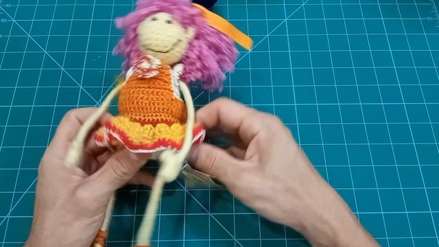 ВЯЗАНЫЕ ИГРУШКИ Ручной работы | ХОББИ моей Жены ЧАСТЬ 2 | ВЯЗАНИЕ КРЮЧКОМ | Авторские игрушки смотреть онлайн