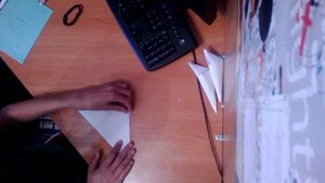 Когти из листка бумаги тетради