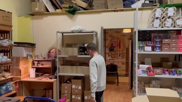 Показываем наш торговый дом и склад. Отправляем ингредиенты для кофе партнерам по всей РФ и СНГ