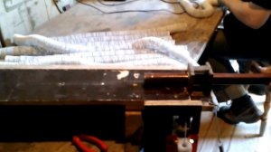 Намотка провода ПНСВ в спирали с помощью дрели.