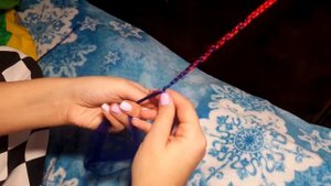 Как заплести косы из канекалона с нестандартным цветом. Обучение