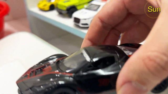 Box full of Model Car Jaguar, Nissan, Audi, Maserati, Peugeot, Pickup Truck , Supper Car смотреть онлайн