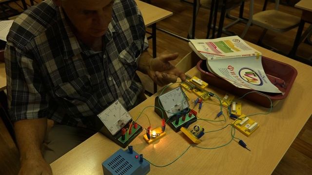 Набор №3. Определение работы и мощности тока смотреть онлайн