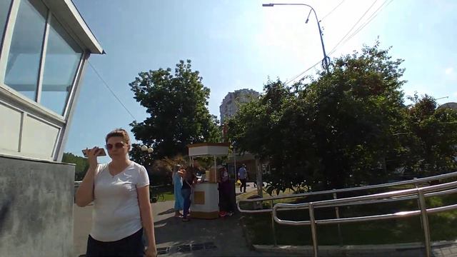 Сочи. Прогулка по городу 07.06.2022 года. Река Сочи. ТЦ Александрия.