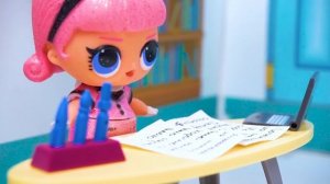 СЕМЕЙКА Пранкста Куклы ЛОЛ Сюрприз! Мультик Pranksta LOL Families Surprise Dolls