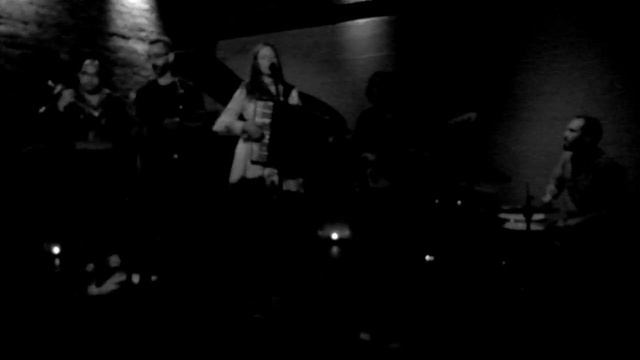 Mary Knapp / TOOT SWEET - "Don't Make Me Over" (Dionne Warwick / Burt Bacharach cover) смотреть онлайн