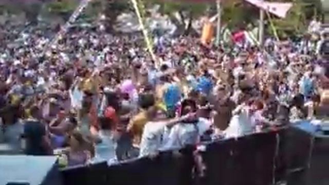 Cosmosis Live - Spanish Gypsy / Money смотреть онлайн