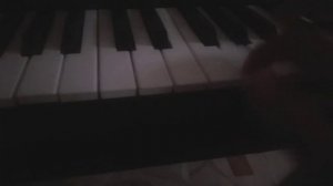 Кто тебе сказал на пианино.