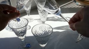 Хрустальный звон бокала The sound of crystal glass