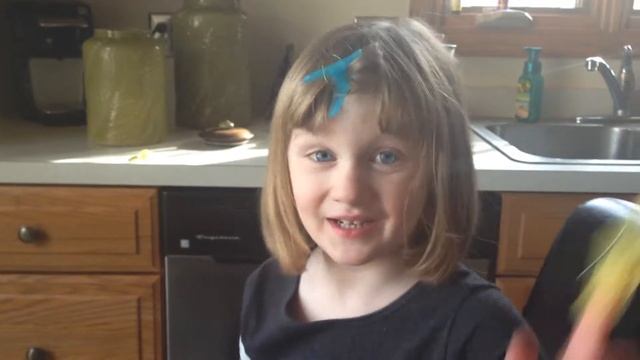 Ella being Ella смотреть онлайн