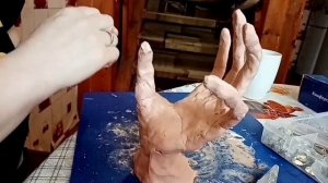 держатель для колец из самозатвердевающей глины.