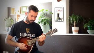 Irish mandolin tunes. Master Crowley's (reel)
