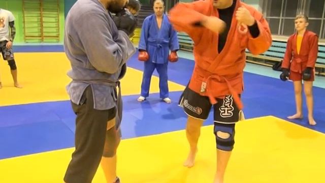 ММА Екатеринбург. Боевое самбо Екатеринбург. смотреть онлайн