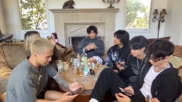 Truth Or Drink with NSB смотреть онлайн