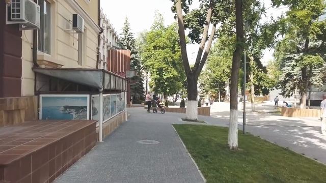 Кишинев ЦЕНТР, сквер имени Михая Долгана, Mihai Dolgan, ул. Болгарская Киевская смотреть онлайн