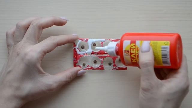 ДЕЛАЕМ ГЛАЗА ДЛЯ ПОДЕЛОК ИЗ НИЧЕГО!!! смотреть онлайн