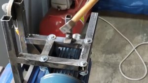 ГРИНДЕР ИЗ СТАРОГО НАСОСА, СВОИМИ РУКАМИ.