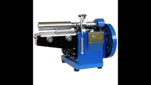 Машина для нанесение клея