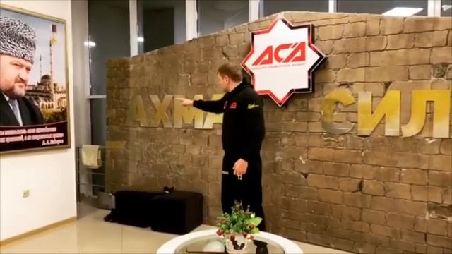 Емельяненко: Лысая голова «Ахмат сила» смотреть онлайн