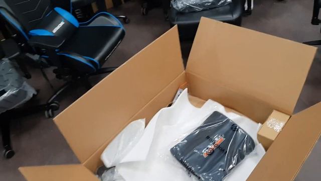 Распаковка-проверка EVOLUTION NOMAD 2.0 Black-Orange в Южно-Сахалинск смотреть онлайн