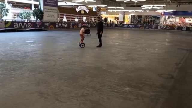 Первая опыт на гироскутере? смотреть онлайн