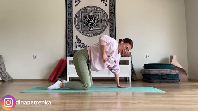 Йога для беременных. Упражнения на четвереньках. смотреть онлайн