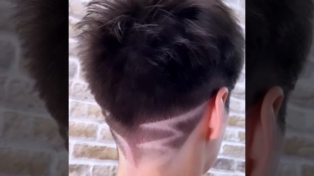 Короткая пышная стрижка с узорами|мастер Рябкова Анастасия| смотреть онлайн