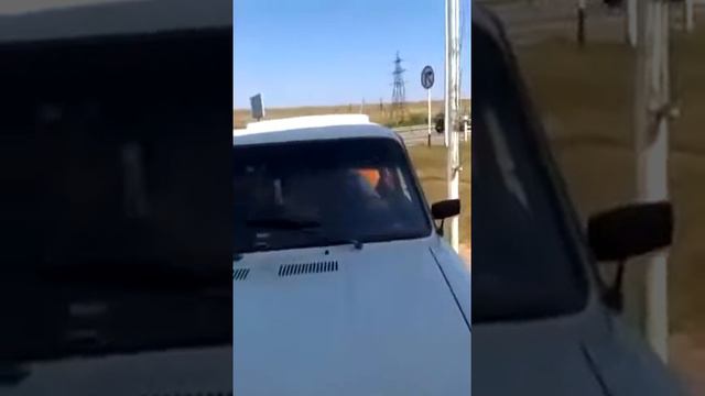 Прикол на дороге Краснодарского края смотреть онлайн