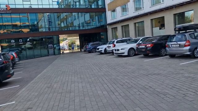 Эстония.Тарту.Шведский стол.Завтрак в отеле "Тарту".Машина не завелась,еду в атосервис.Семейный вло