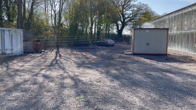 A 2004 Mercedes SL 350 auto convertible for sale by auction at Ashley Waller Auctions 29th Apr 2021 смотреть онлайн