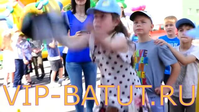 Надувной игровой аттракцион "Дартс" смотреть онлайн