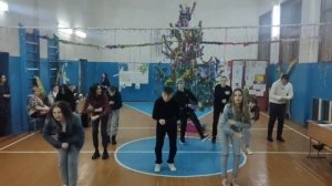 флешмоб 9 класс на Новый год??