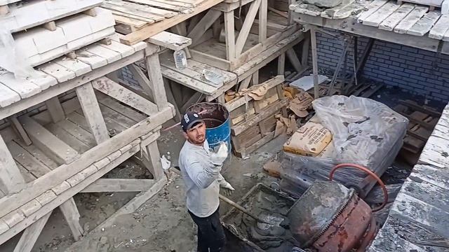 КЛАДКА КИРПИЧА  Мансардный дом из силиката